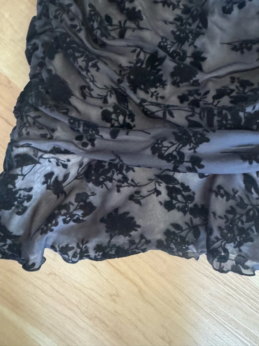 Black V Neck Velvet Burn Out Mesh Ruched Y2K Dress with Ruffle Trim Size M - Picture 3 of 6